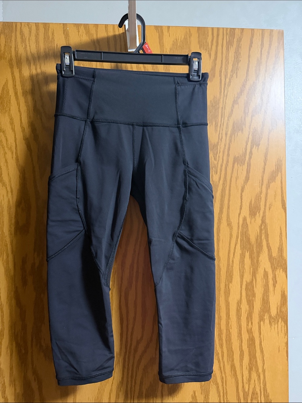 Lululemon Black Active Capri Leggings